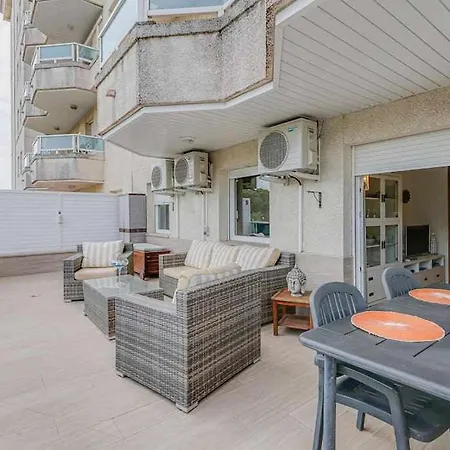 Ba Windsor 13 * Blanes